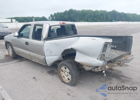 2000 Chevrolet Silverado 1500 Ls из США, поврежденный, VIN 2GCEC19T8Y1115638